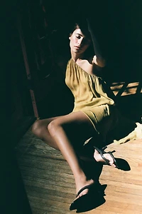 TOP ASYMÉTRIQUE LACETS