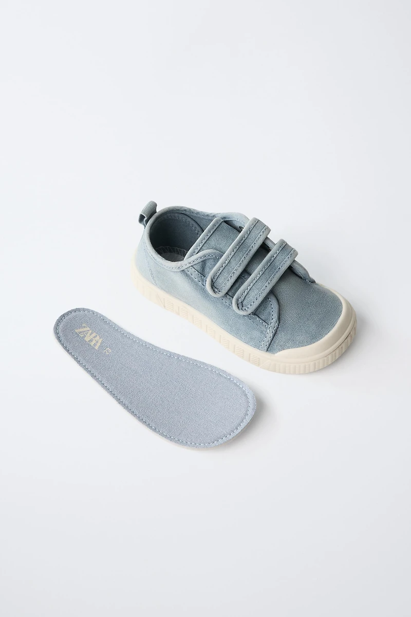 BAREFOOT SNEAKERS