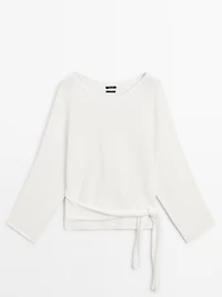 Knit sweater with bow detail