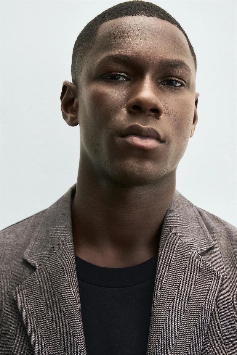 HERRINGBONE TEXTURED BLAZER