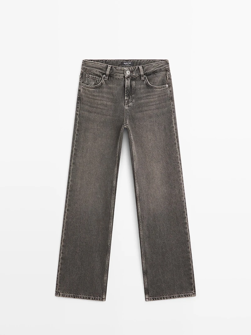 Straight-leg low-rise jeans