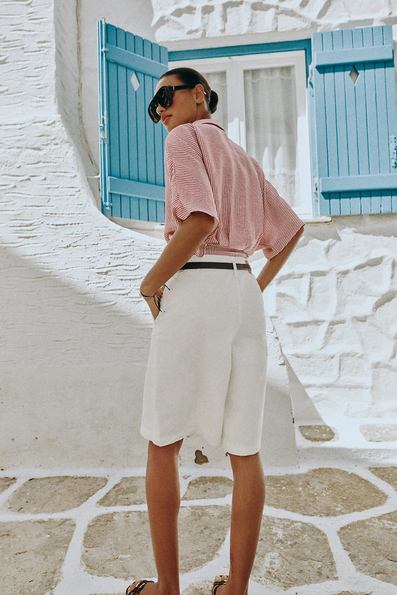 PLEATED BELTED SHORTS