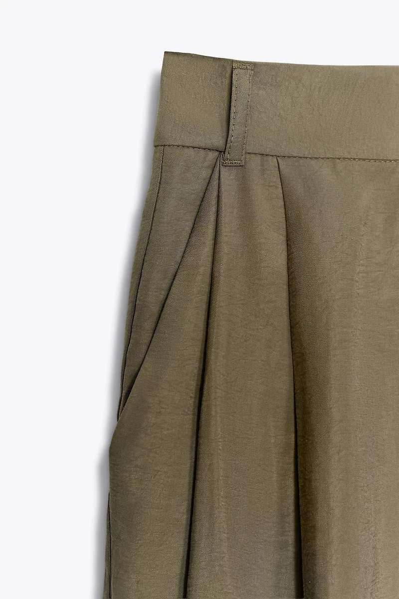 DOUBLE PLEAT FLAP PANTS