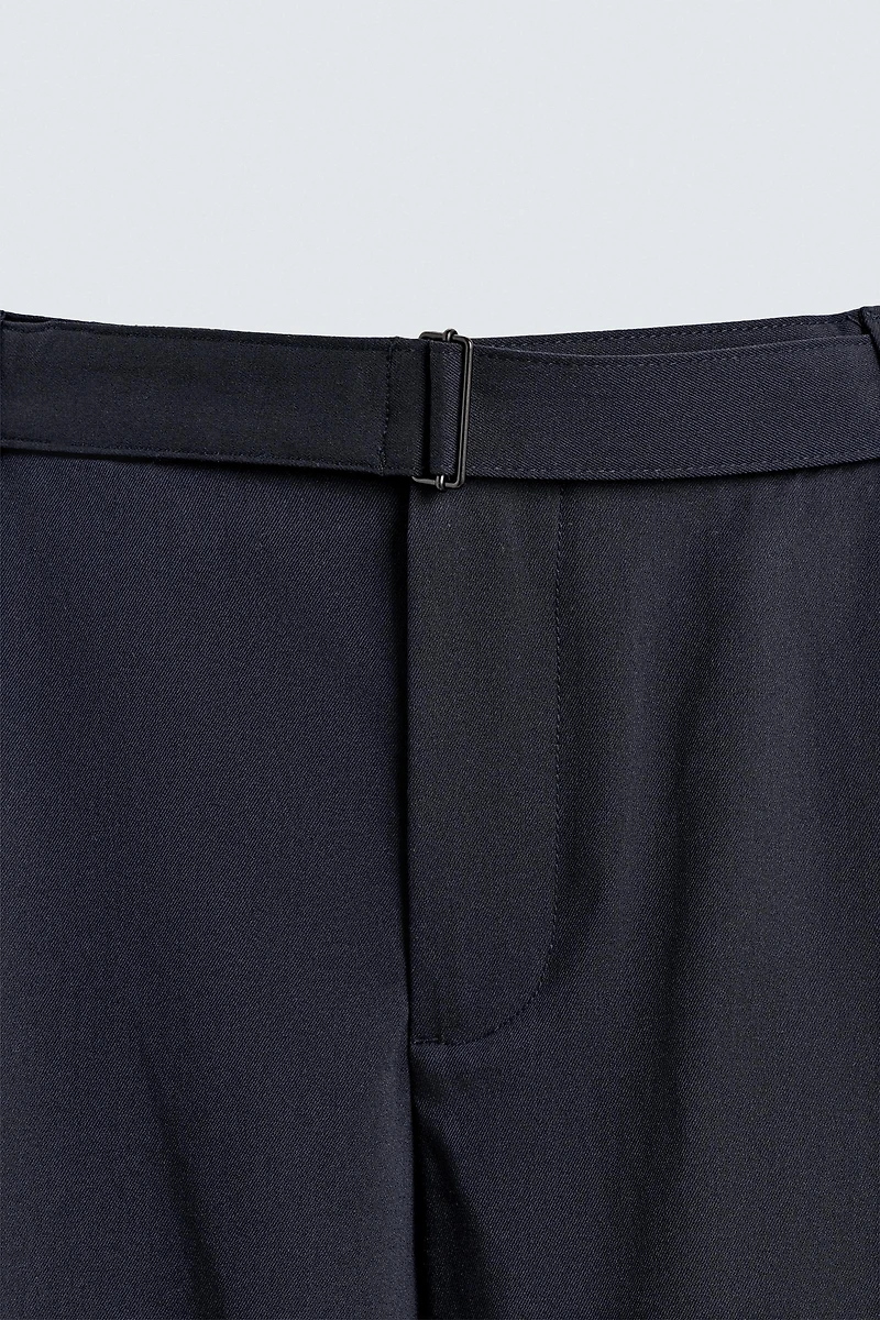 RELAXED FIT BELTED PANTS