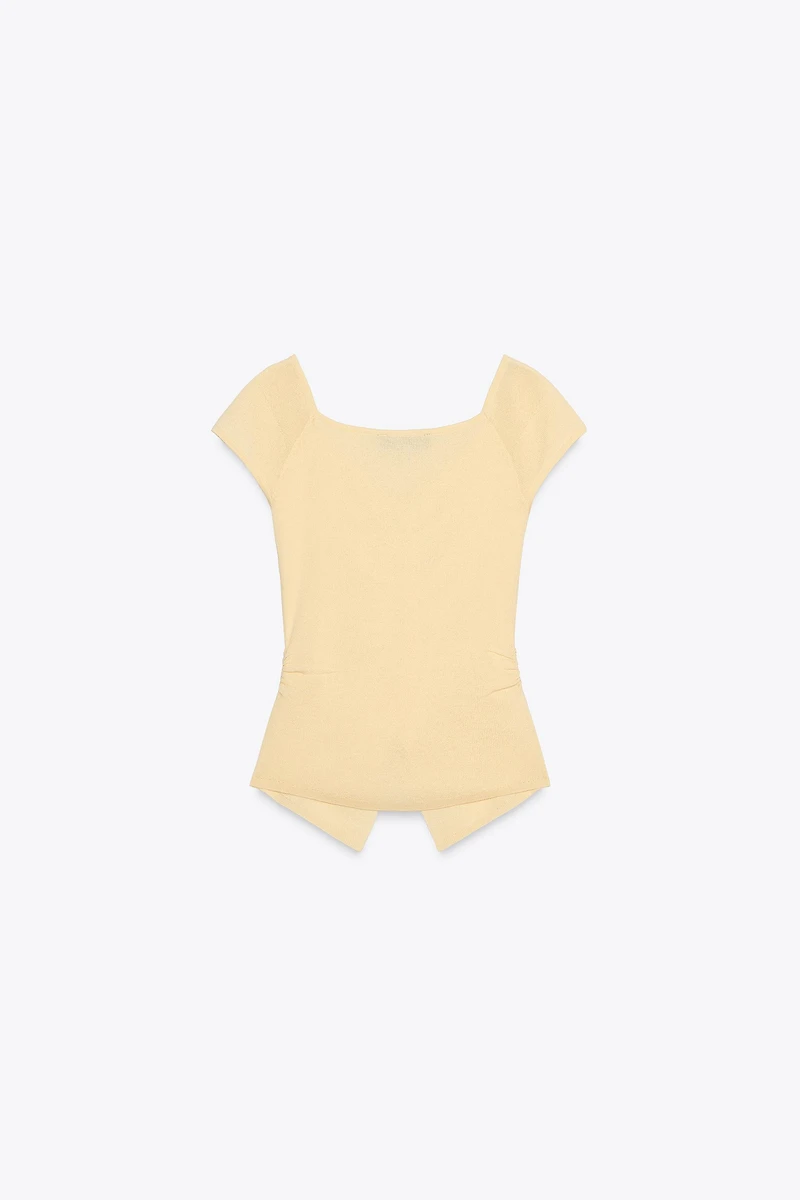 RUCHED KNIT TOP