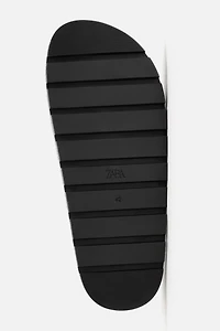 THICK CLOGS