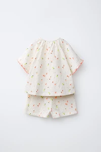 PRINTED TEXTURED T-SHIRT AND BERMUDA SET