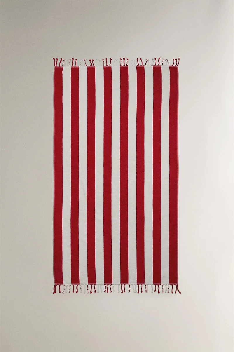 STRIPED BEACH TOWEL WITH FRINGE