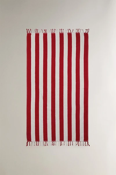 STRIPED BEACH TOWEL WITH FRINGE
