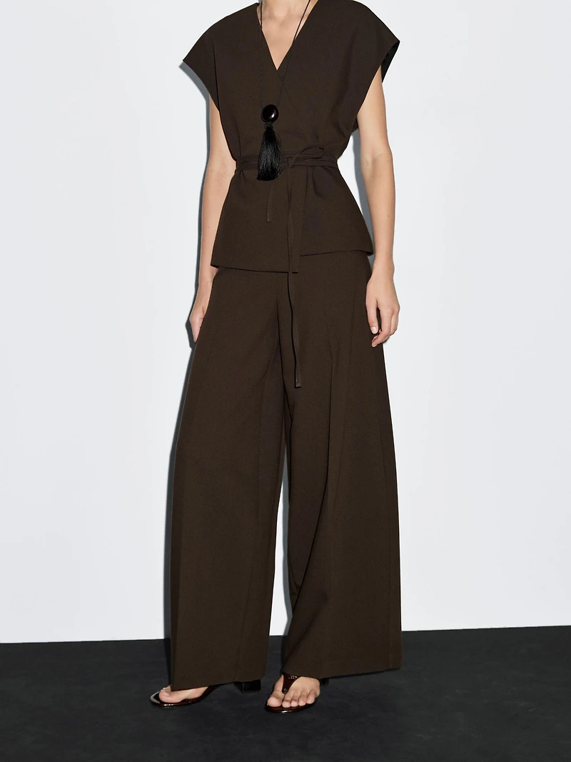High-waist wide-leg trousers
