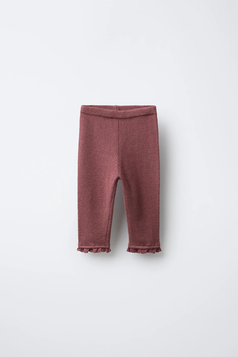 LEGGING EN MAILLE AVEC DENTELLE