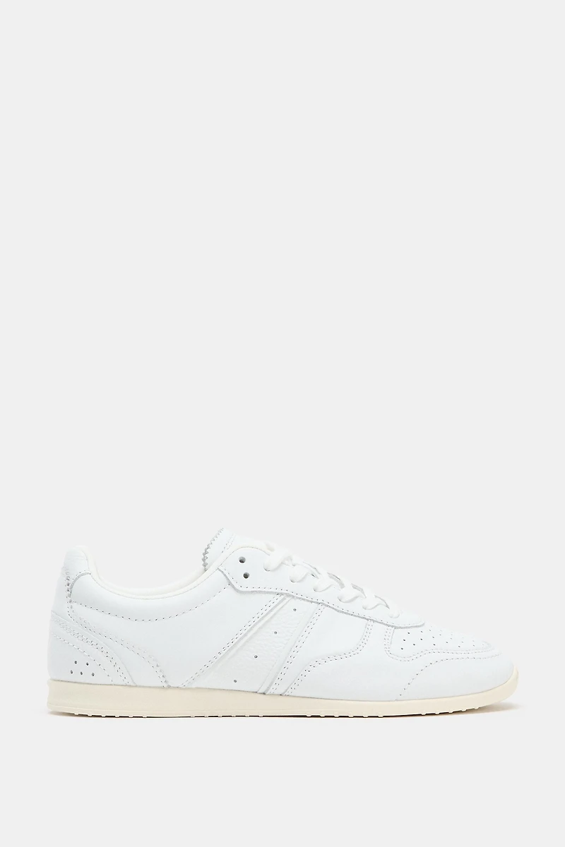 CHAUSSURES DE SPORT EN CUIR