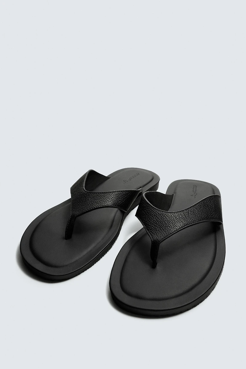 LEATHER STRAP SANDALS