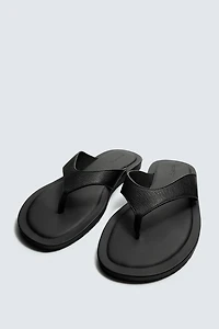 LEATHER STRAP SANDALS