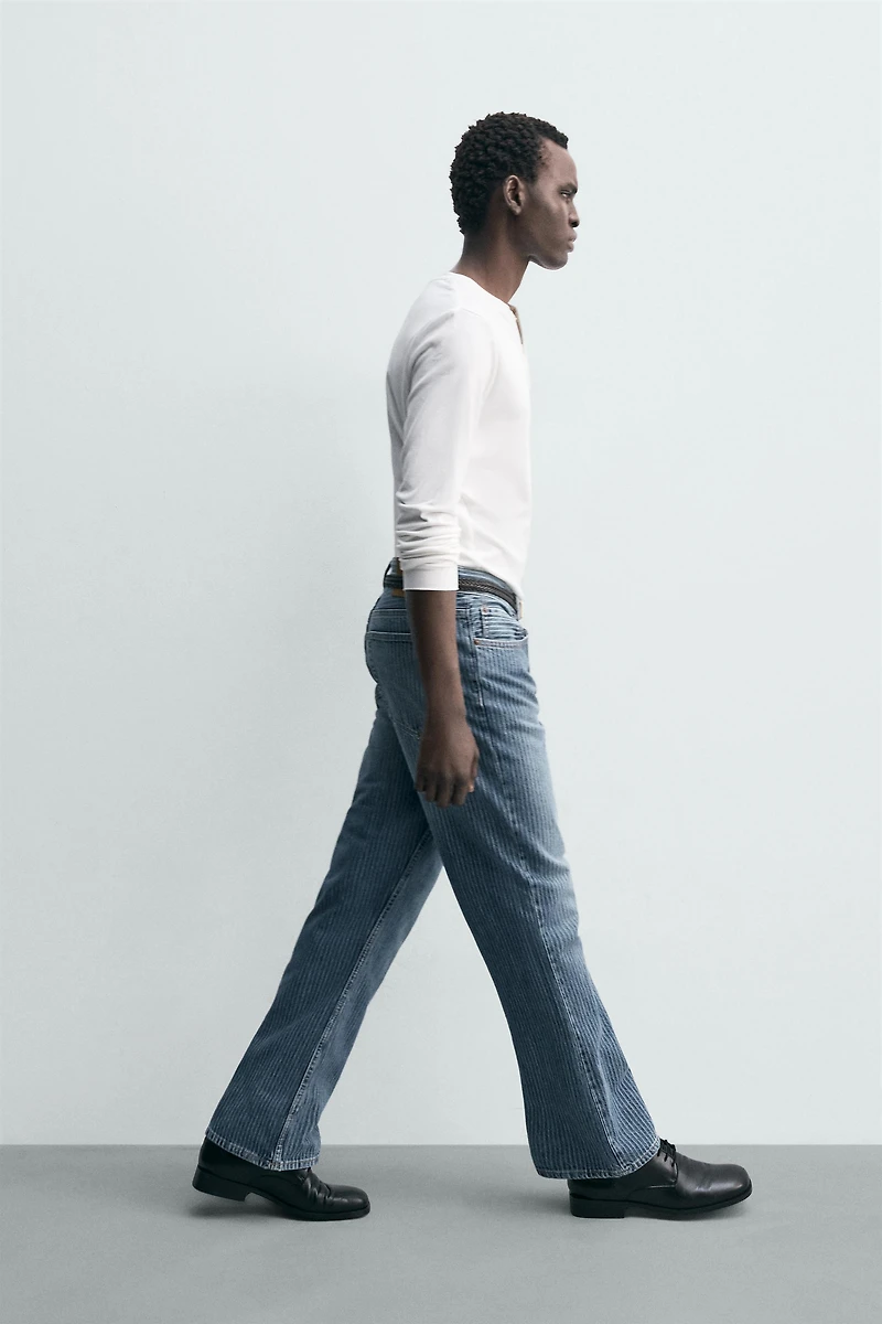 STRUCTURED STRAIGHT FIT BOOTCUT JEANS