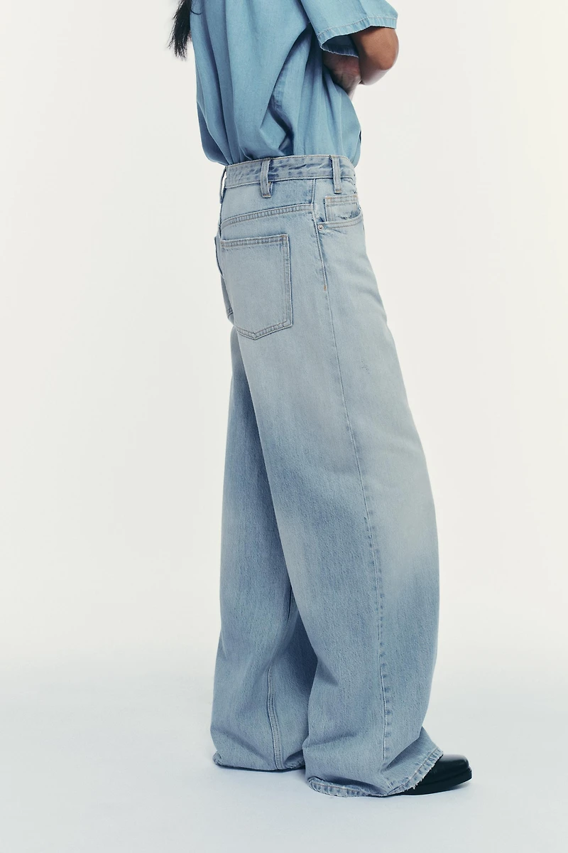 TRF HIGH-WAIST WIDE LEG CROSSOVER JEANS