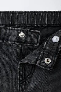 STRAIGHT JEANS