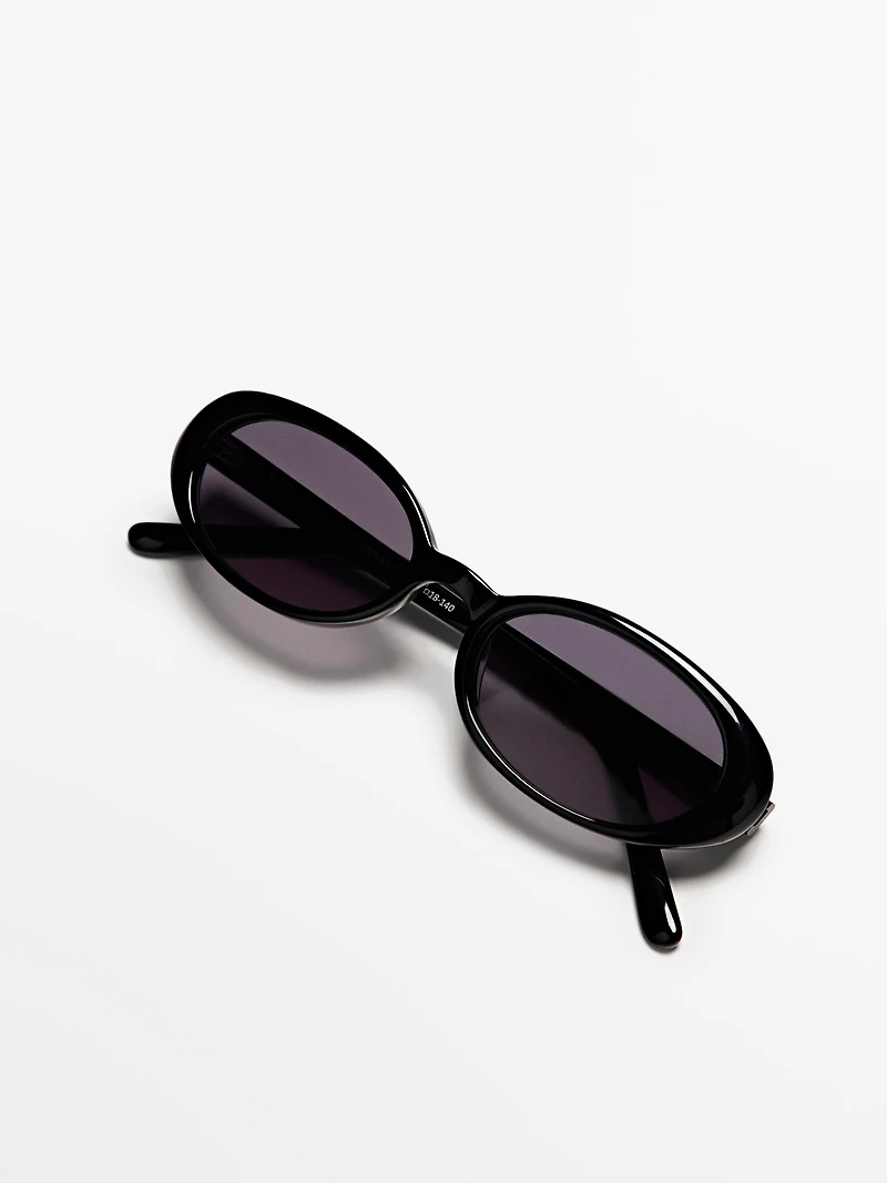 Mini oval sunglasses