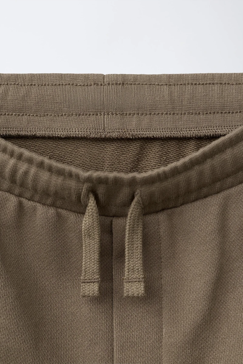 GRAFFITI POCKET SHORTS