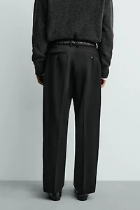 PANTALON COUPE DÉCONTRACTÉE À PLIS AARON LEVINE X ZARA