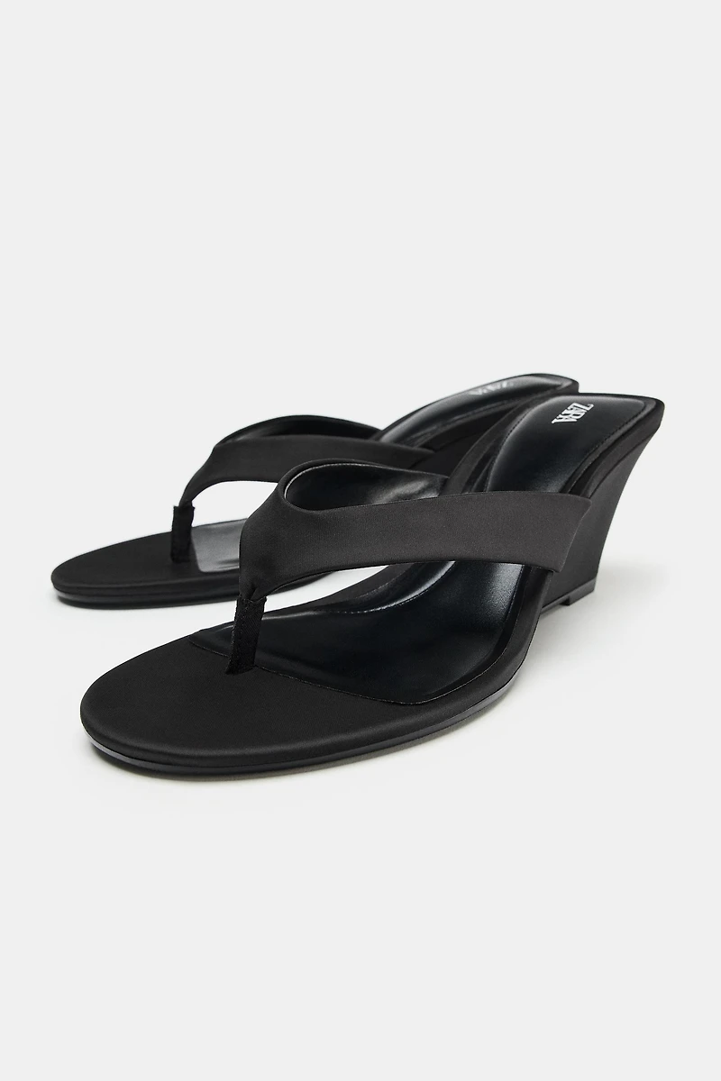 WEDGE SANDALS