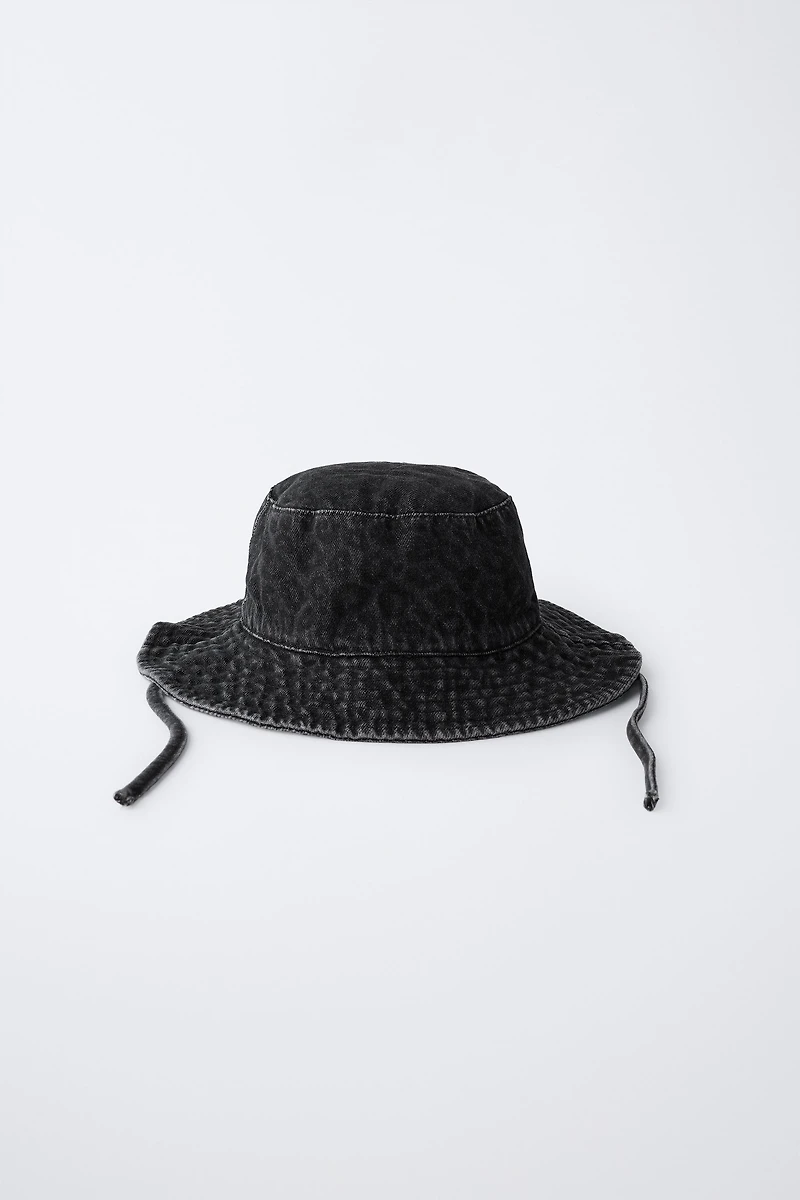 DENIM ANIMAL PRINT BUCKET HAT