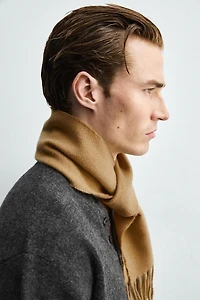 NARROW FRINGED SCARF