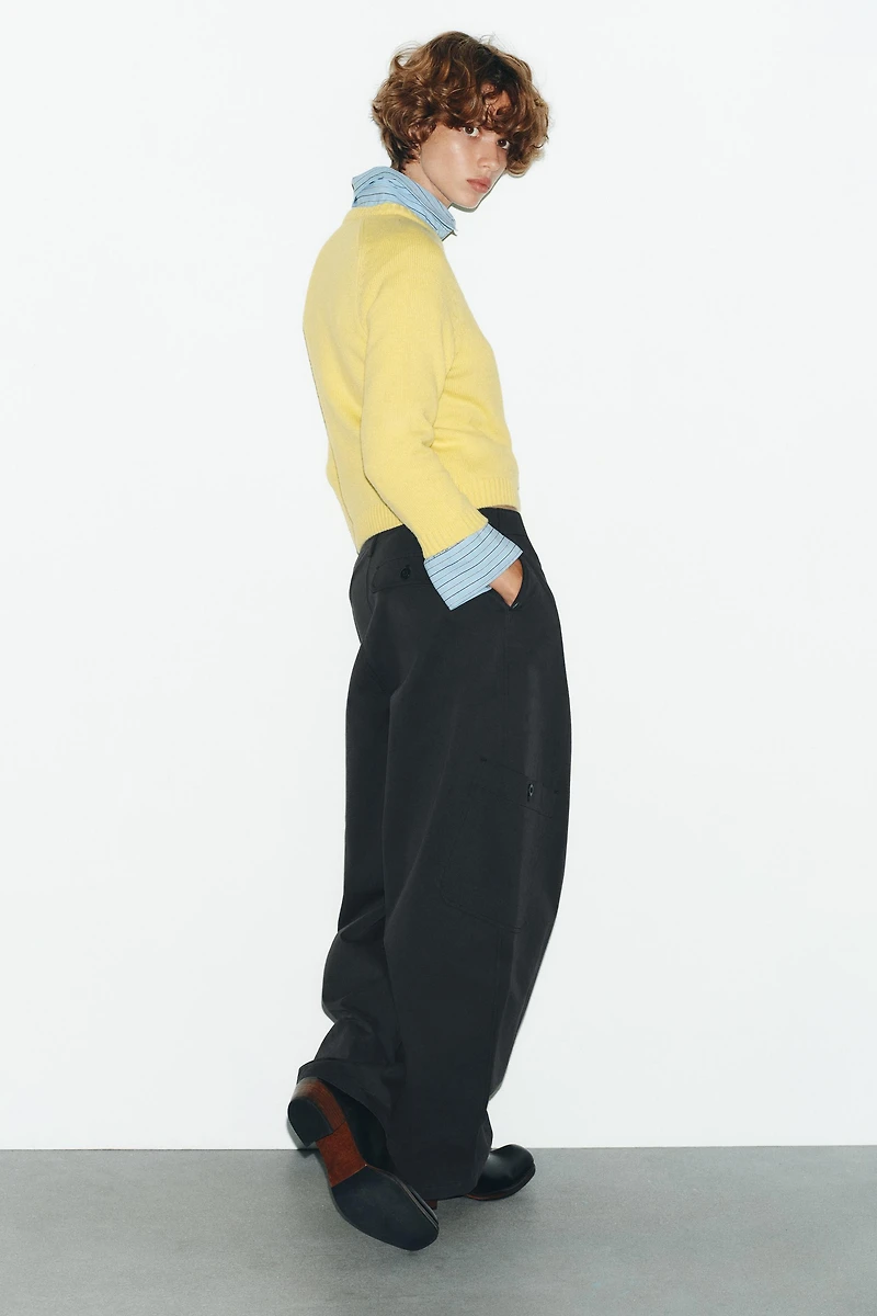 BASIC KNIT SWEATER