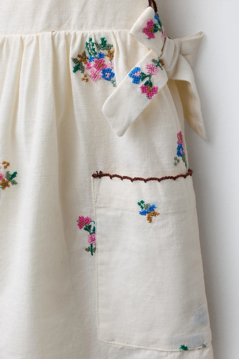 EMBROIDERED SHORT JUMPSUIT