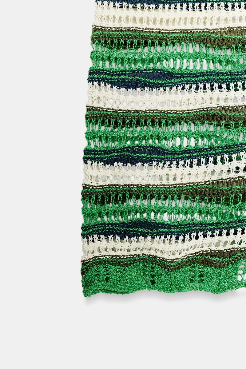 SHORT EN MAILLE STRUCTURÉE À RAYURES