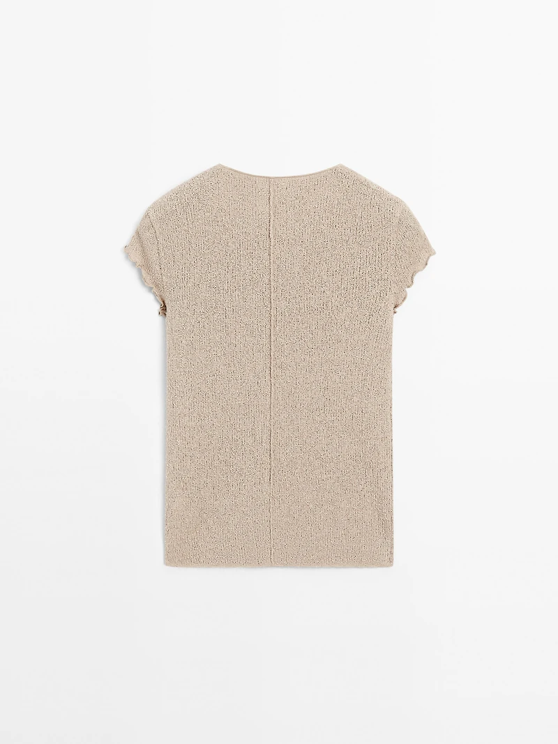 Knit T-shirt with wavy trim detail
