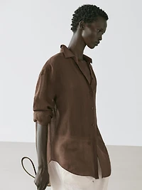 Flowing shirt with collar