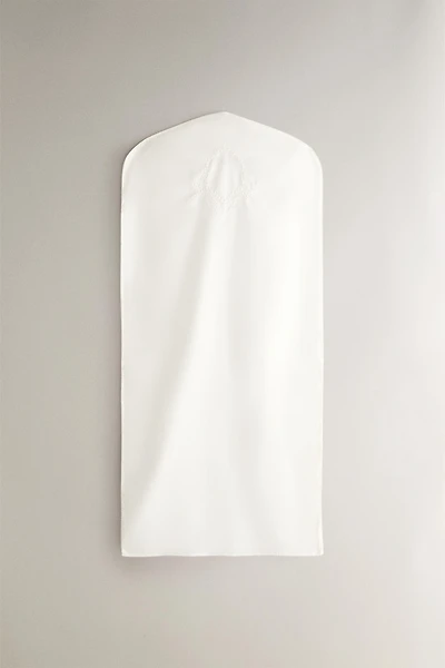 EMBROIDERED COTTON GARMENT BAG