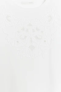 T-SHIRT EN COTON BRODÉ