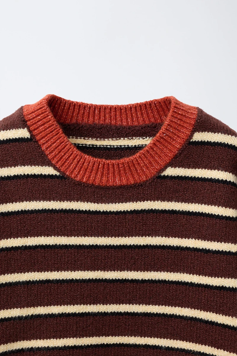 STRIPED KNIT SWEATER
