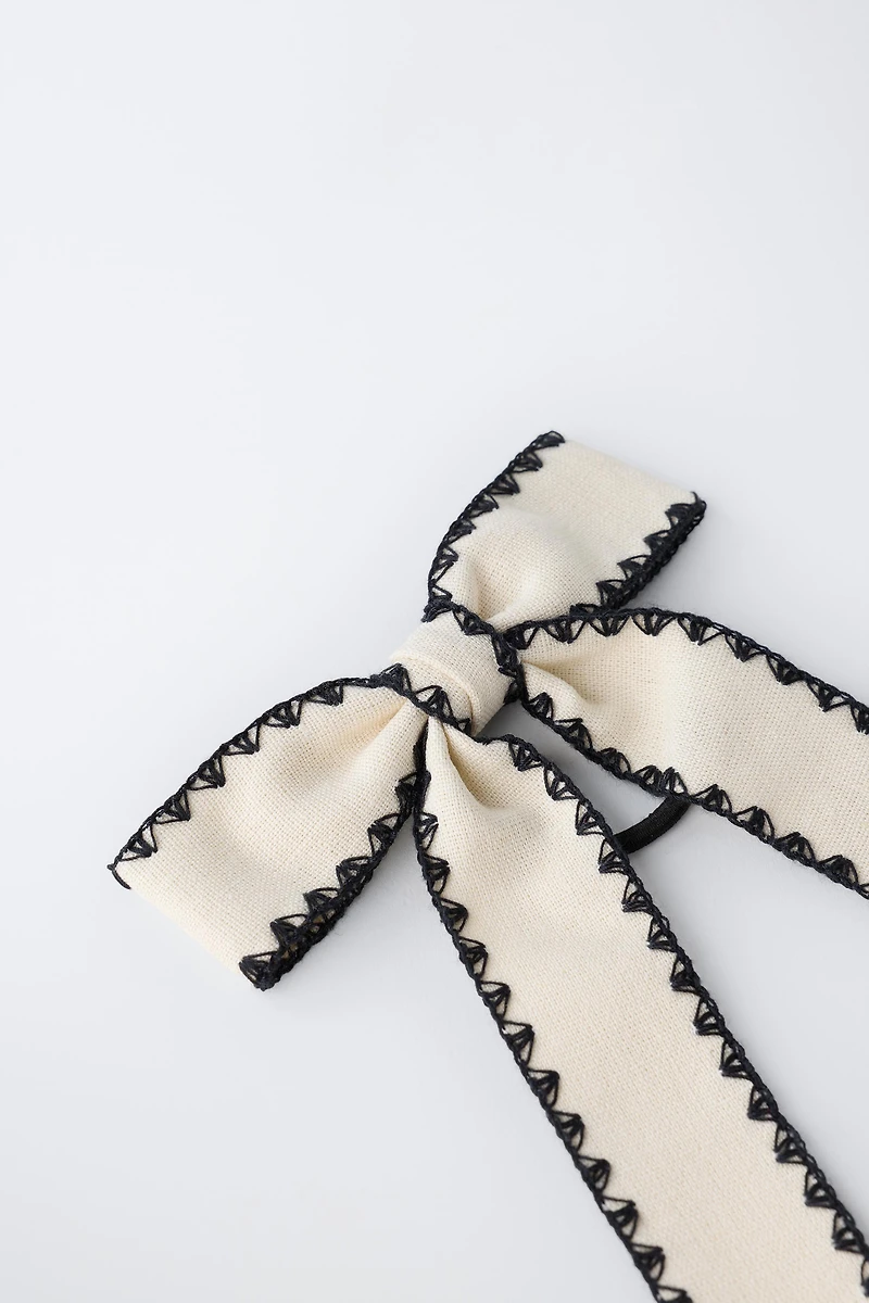 CONTRAST-TRIM BOW SCRUNCHIE
