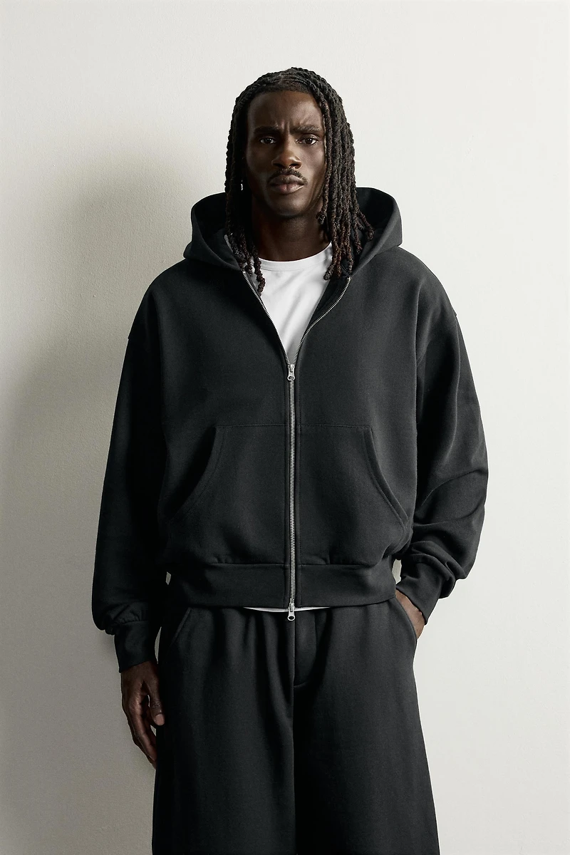 BASIC BOXY FIT ZIP-UP HOODIE