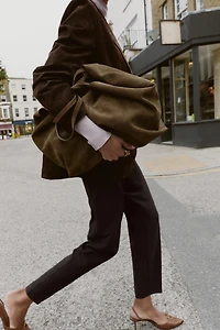 PLEATED BELTED PANTS