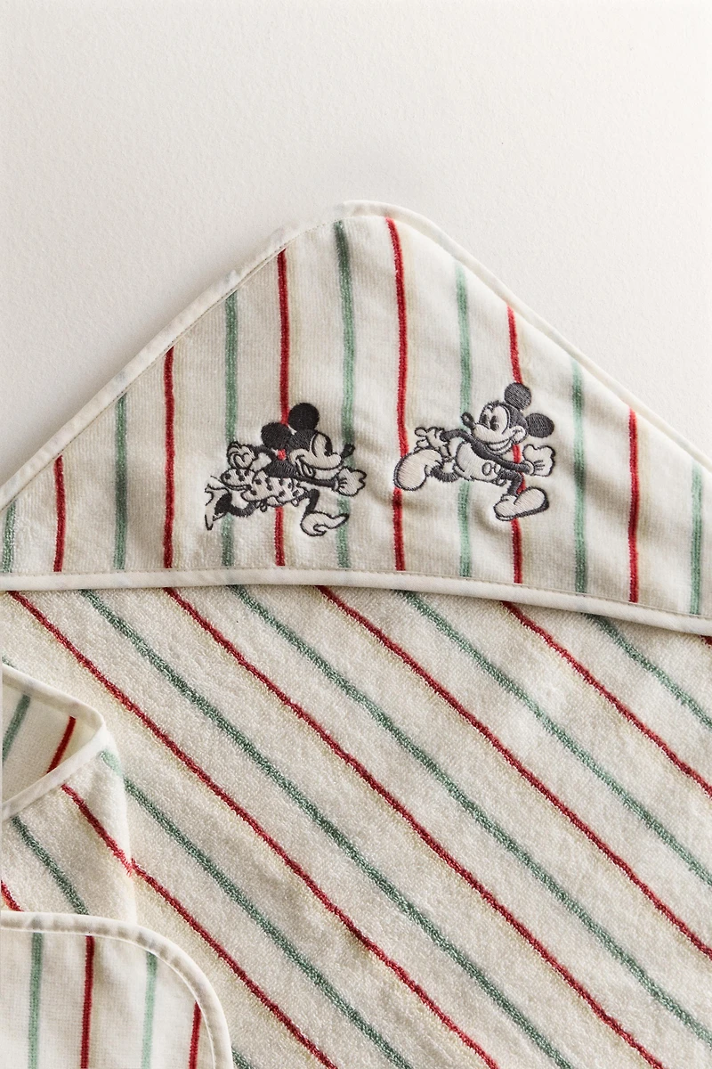 MICKEY & MINNIE ©DISNEY VELOUR HOODED BATH TOWEL