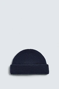 SHORT BRUSHED KNIT HAT