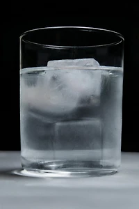 STRAIGHT CRYSTALLINE TUMBLER