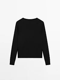 Wool blend V-neck knit sweater