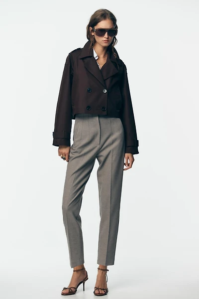 PANTS WITH A HIGH WAIST