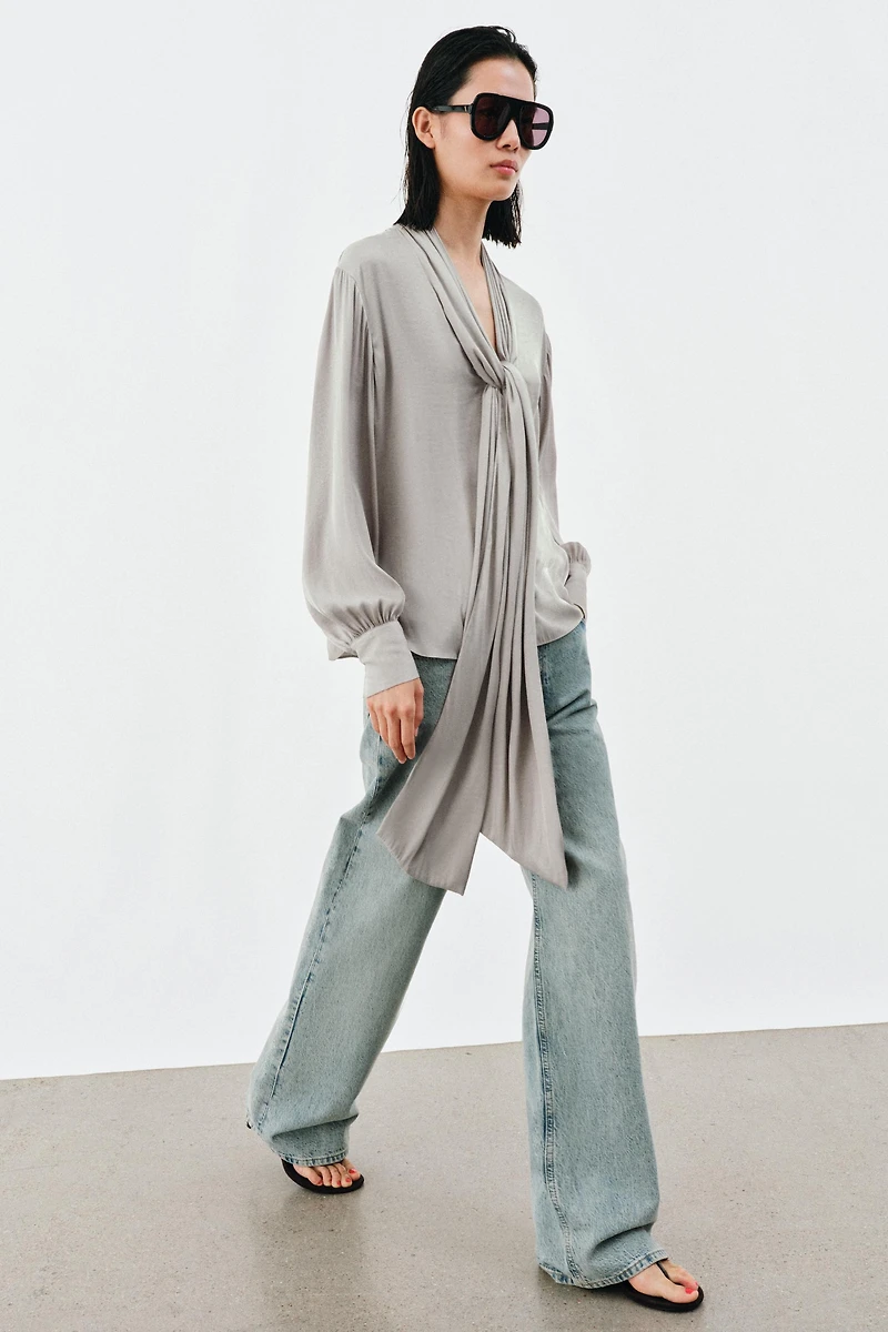 ZW COLLECTION TIED NECKLINE BLOUSE