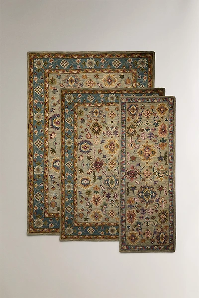 TAPIS LAINE IMPRIMÉ FLEURS SYMÉTRIQUES