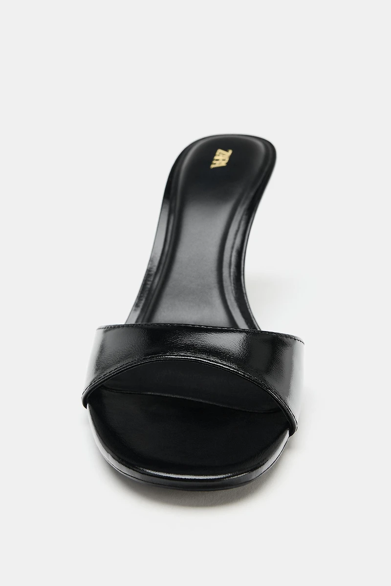 METALLIC HEELED SANDALS