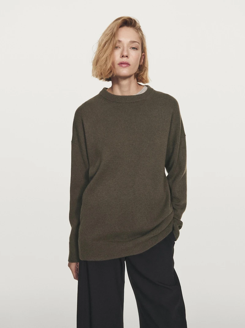 100% cashmere oversize knit sweater