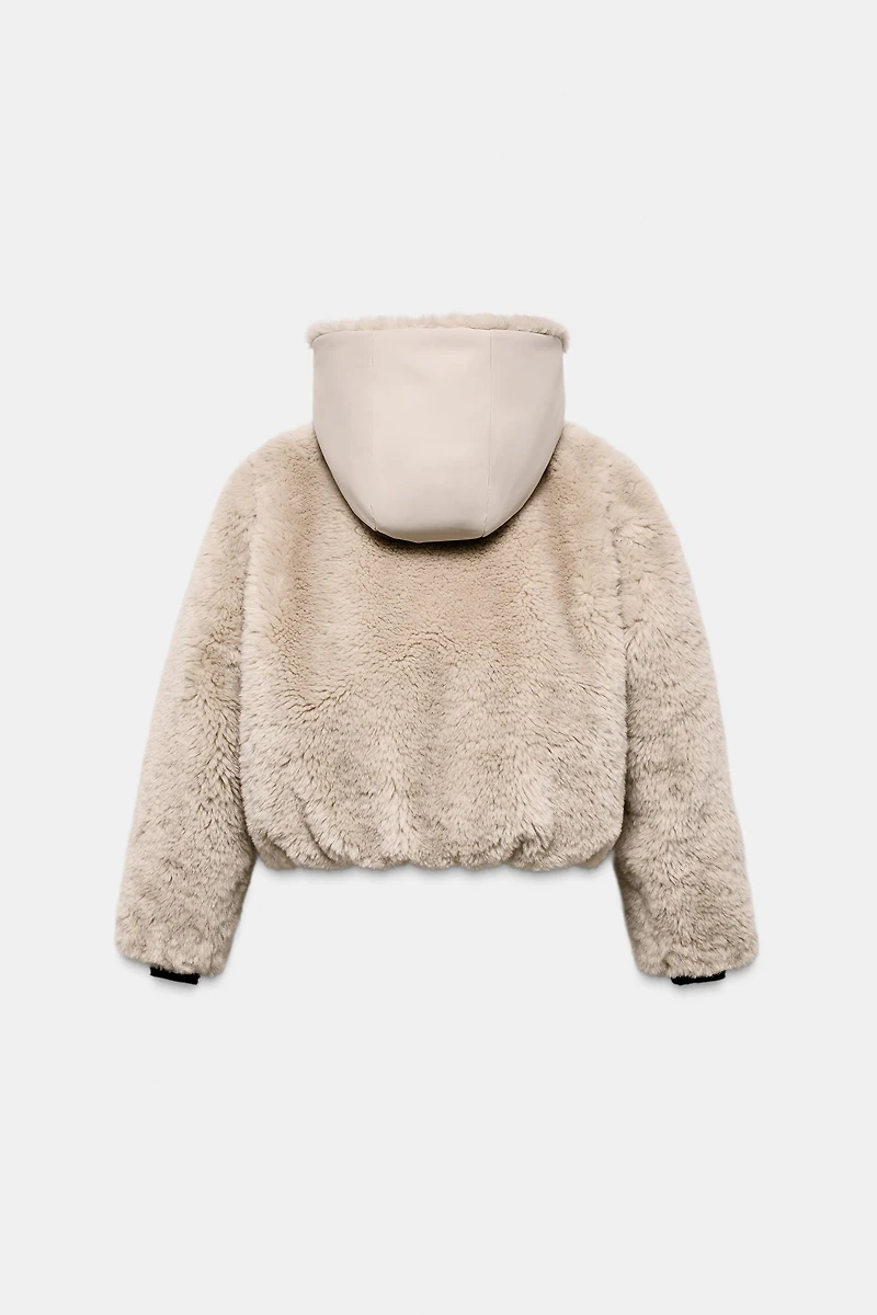 MANTEAU COURT À CAPUCHE EFFET FOURRURE RECCO® TECHNOLOGY SKI COLLECTION