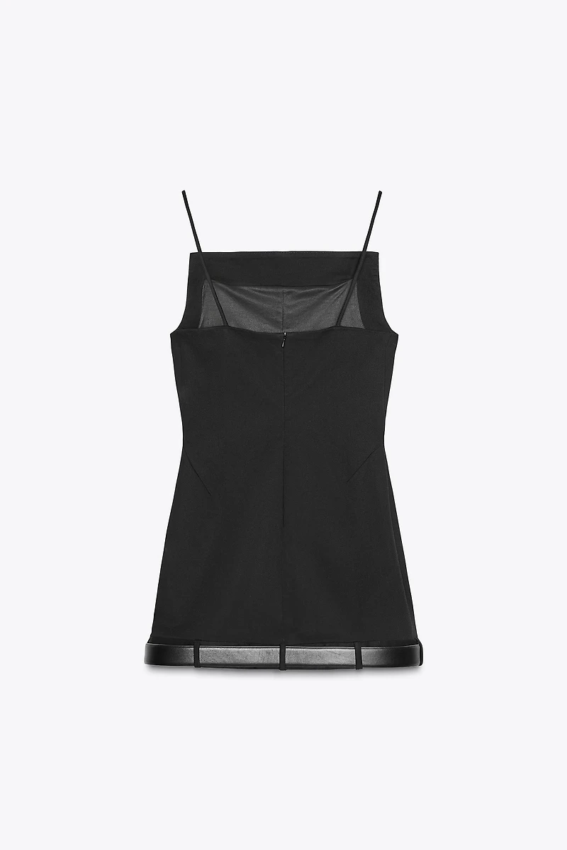 ROBE COURTE CEINTURE BAS