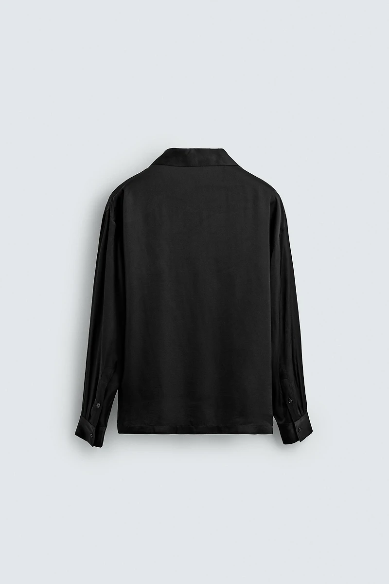 RELAXED FIT FLOWY SHIRT
